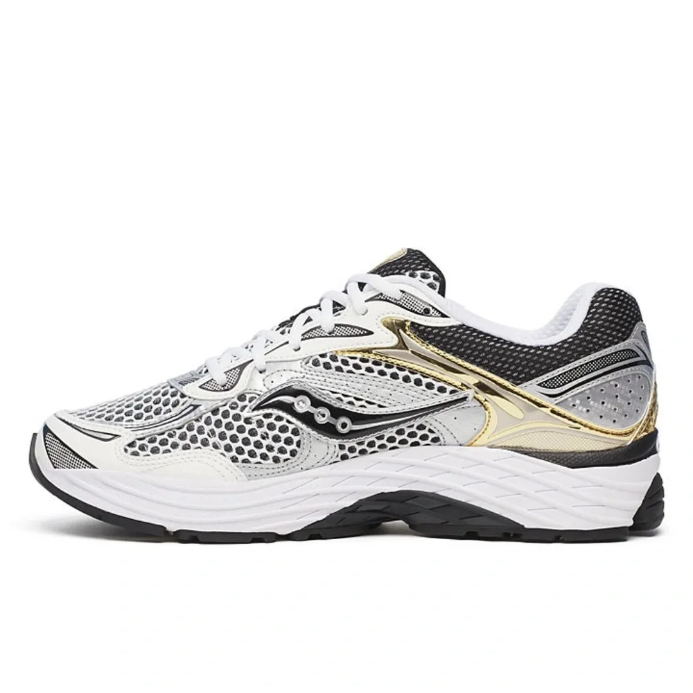 Saucony Progrid Omni 9‎ Men's Size 9.5 Women’s size 11 In Silver/Gold NWT In Box